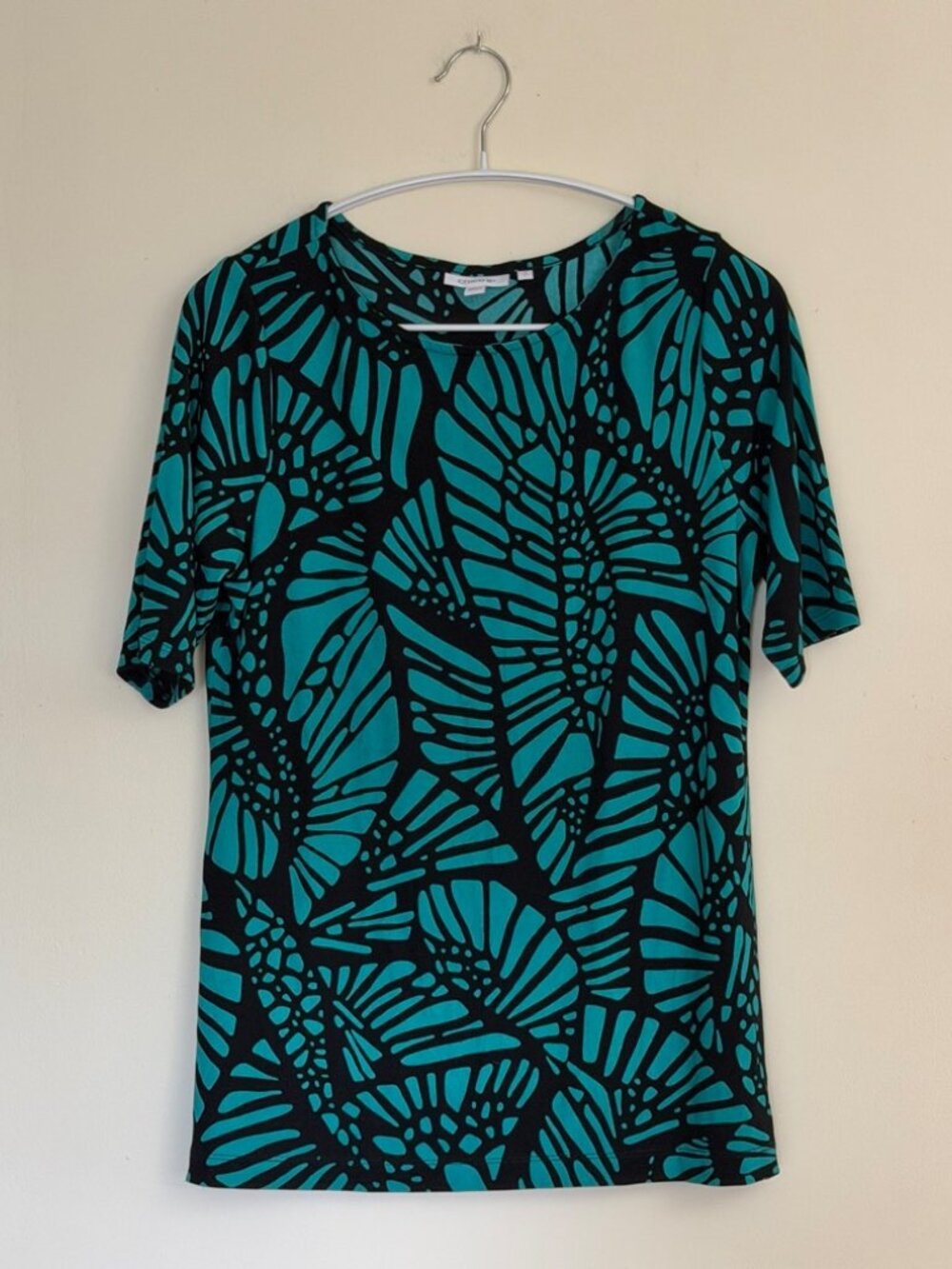 Chico's Travelers Short Sleeve Top Teal Black Winged Tip Pattern, Large